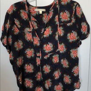 Floral patterned top